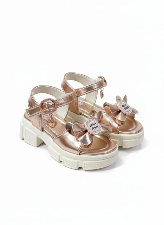 Golden glittery straps wala sandal.