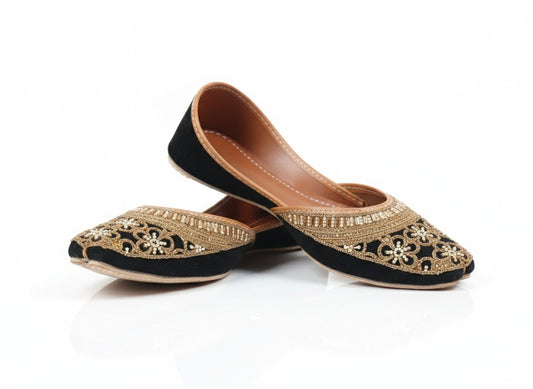 Premium Festive Women's Hand-Embellished Khussa - Elegant Black & Gold
